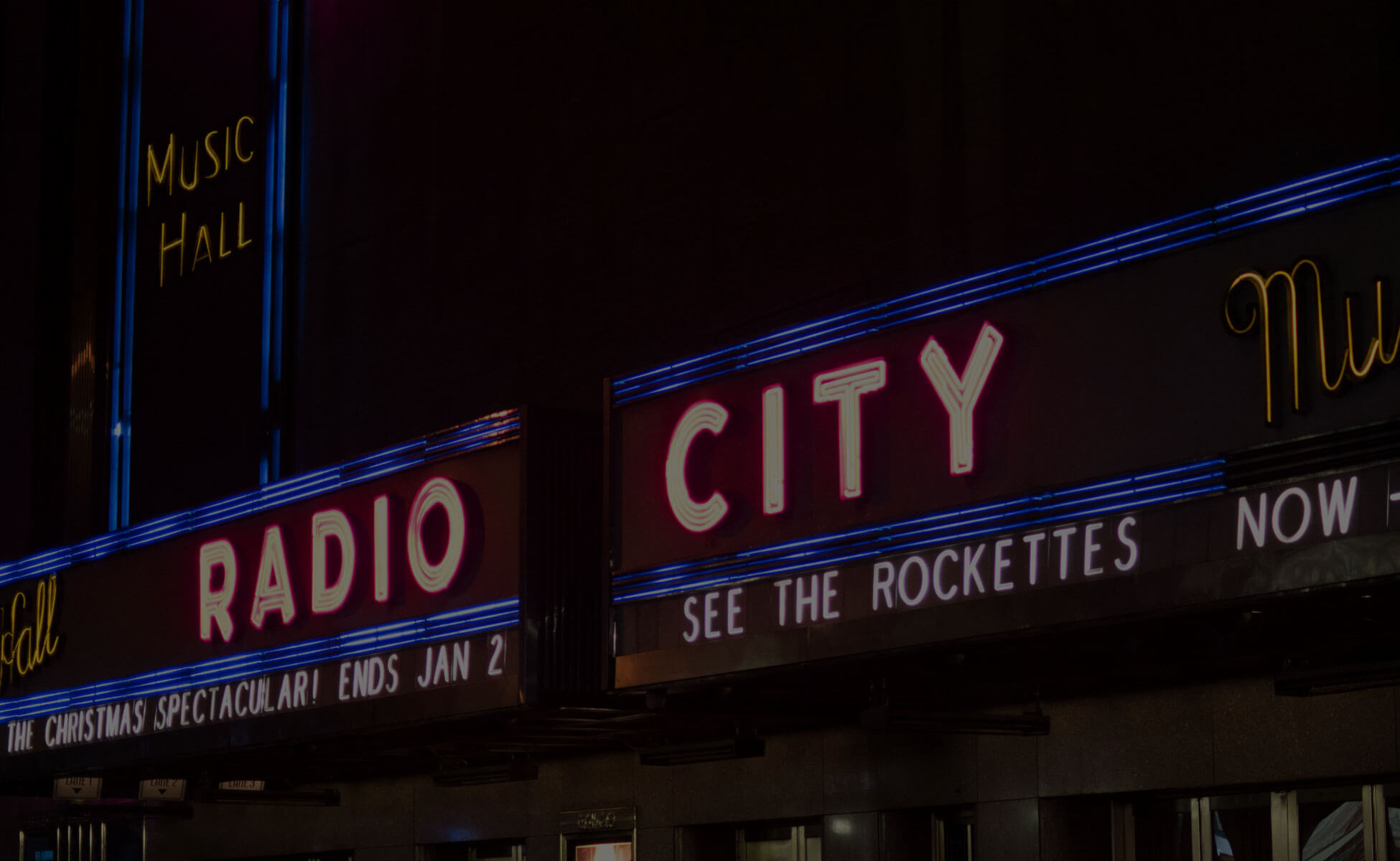 A-1 Tours Retail Tours Holiday Spirits NYC