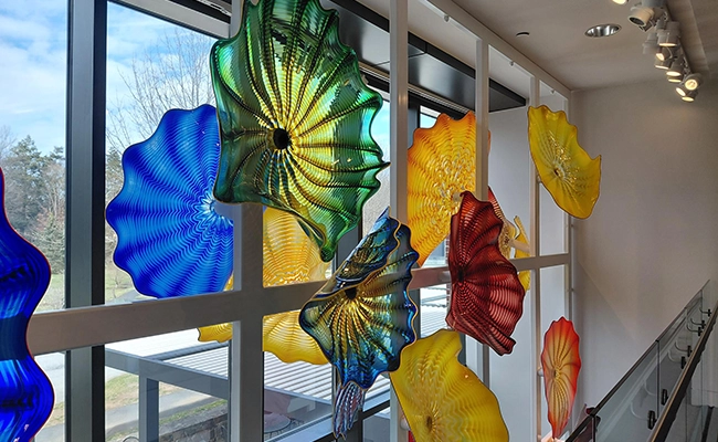 A1 Tours Air Mobility Command Museum and Visit to Wilmington DE Glass Art