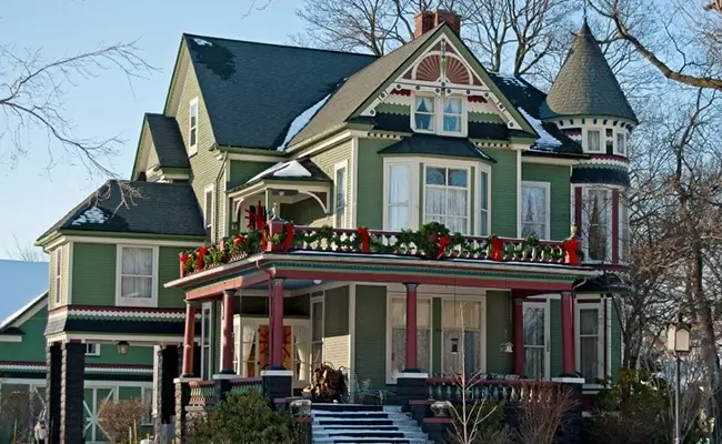 A1 Tours Holiday Inn of Cape May Get Into The Holiday Spirit Homes